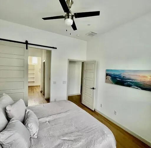 Limitless Westgate Oasis * Glendale