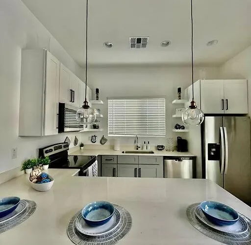 Limitless Westgate Oasis Apartment *